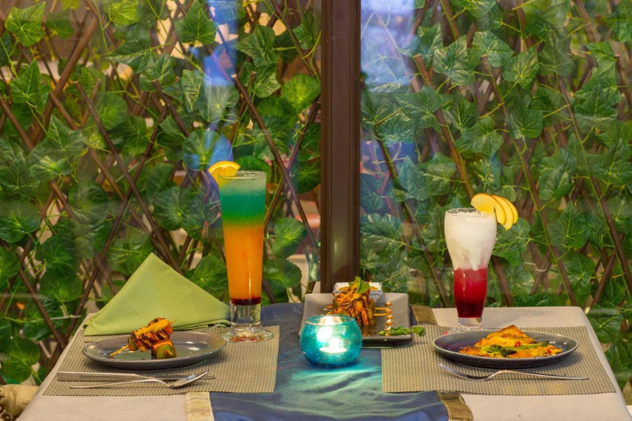 Chandīgarh Hotel Posh מראה חיצוני תמונה